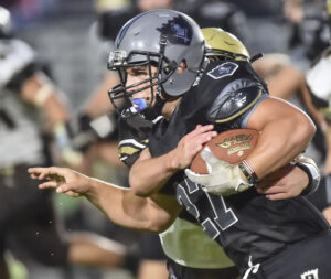 Critical mistakes costly again for Preston as it falls to East Fairmont 28-14